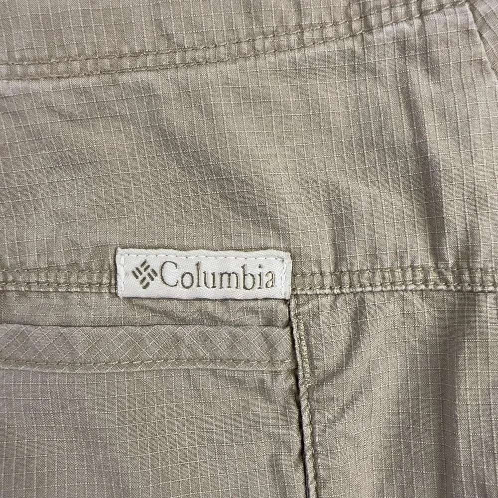 Columbia women line